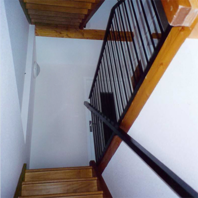 ESCALIER2126.jpg ESCALIER2126.jpg